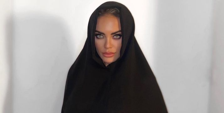 Elena Morali velo islamico