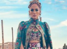Jennifer Lopez sfila a Venezia